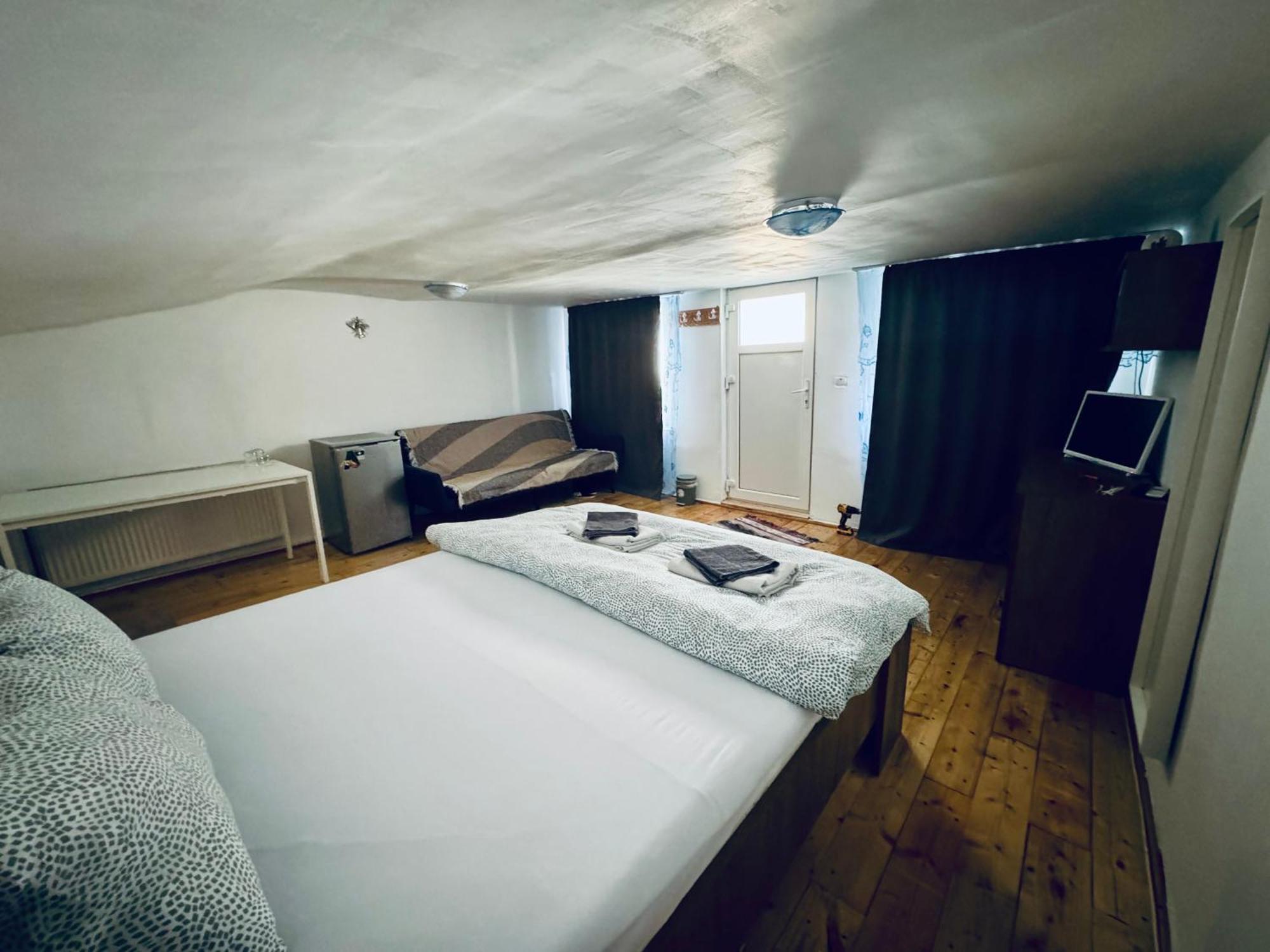 Acasa In Bicaz-Chei - Camere De Inchiriat Cheile Bicazului Bagian luar foto